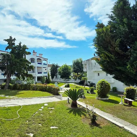 Apartament Coastal Comfort - 70m Form The Siviri
